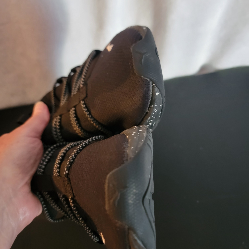 Puma Kids Black Sneakers - Picture 5 of 10